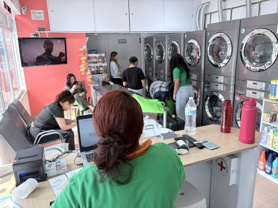 Interior de la lavandería